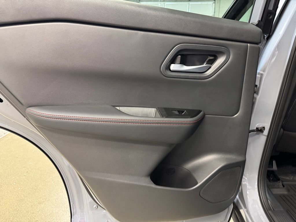 New 2026 Nissan Rogue SV w/ Rock Creek Premium Package AWD/4WD image 15