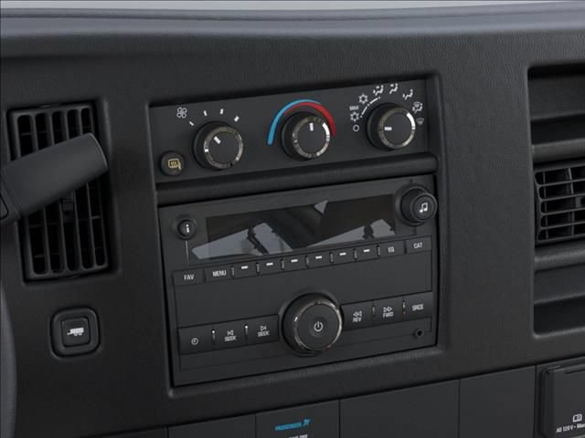 New 2026 GMC Savana 3500 w/ Driver Convenience Package RWD image 24