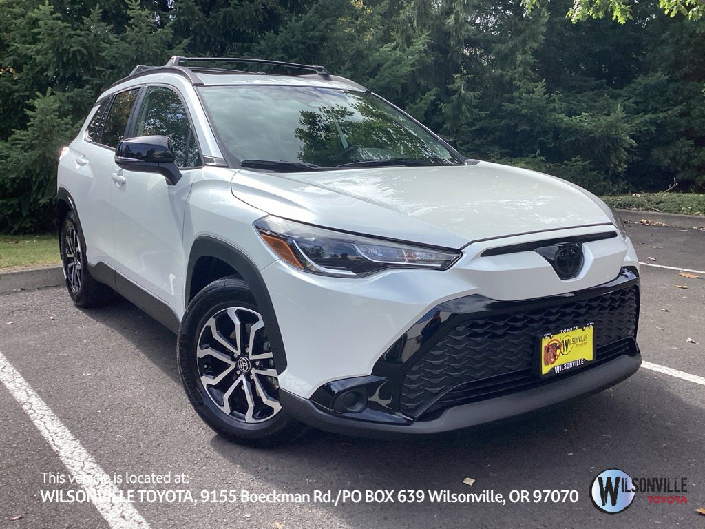 Used 2025 Toyota Corolla Cross AWD Hybrid w/ Moonroof Package image 1
