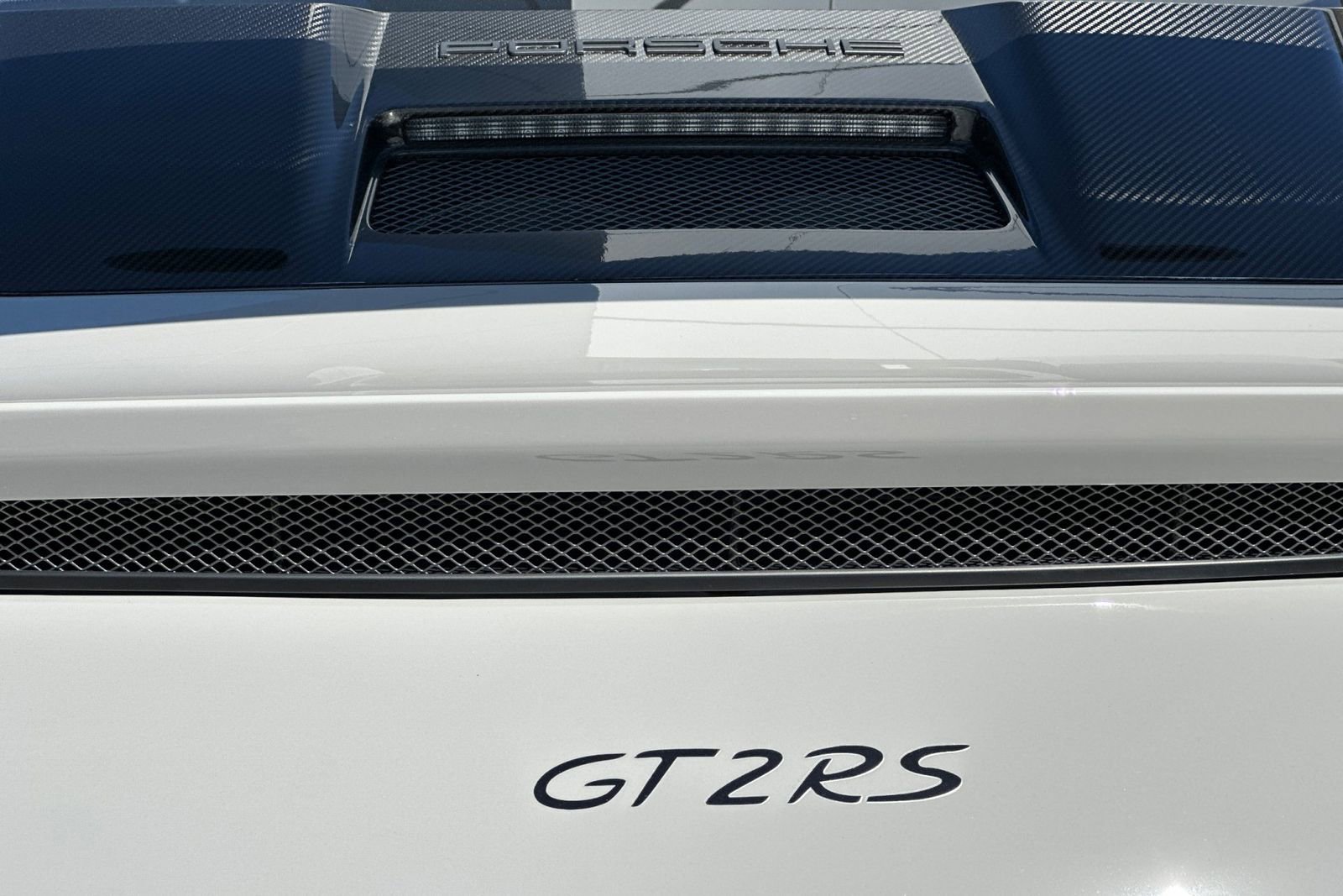 Used 2018 Porsche 911 GT2 RS w/ Weissach Package image 37