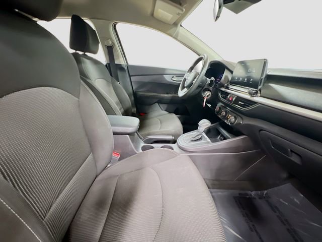 Used 2021 Kia Forte LXS image 26