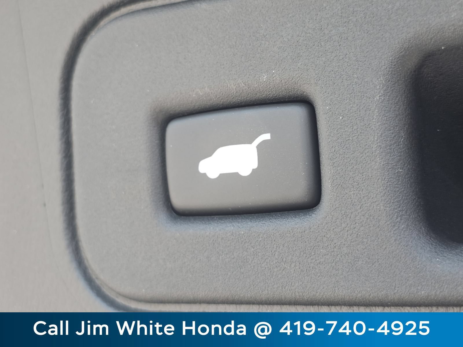 Used 2024 Honda Passport Black Edition image 19