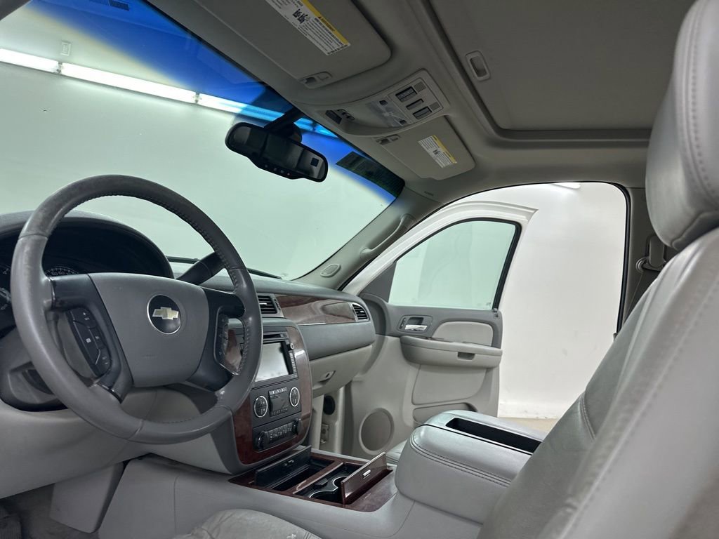 Used 2008 Chevrolet Tahoe LTZ w/ LTZ Preferred Equipment Group image 32