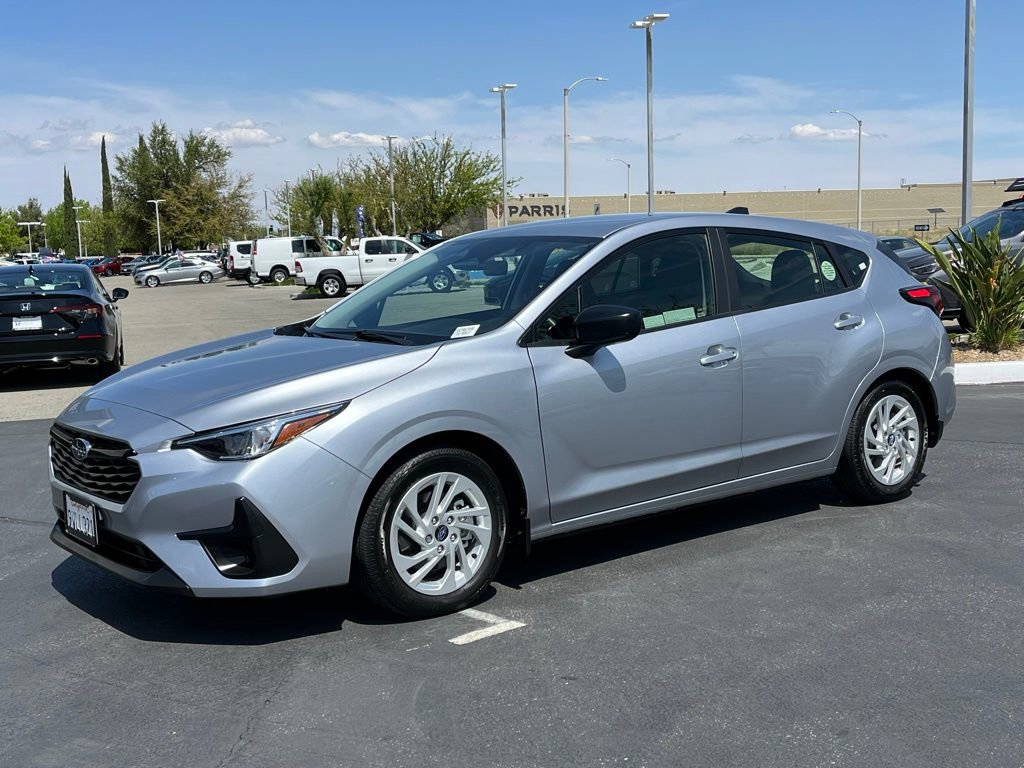 Certified 2025 Subaru Impreza 2.0i image 5