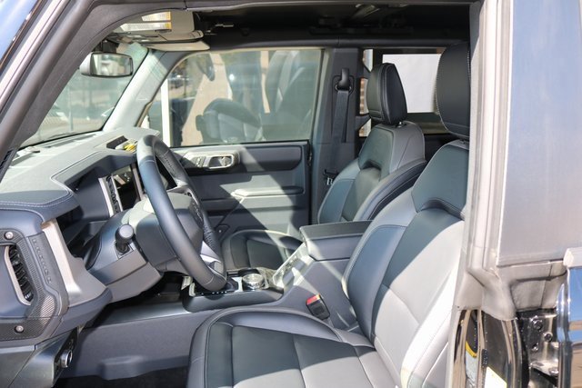 New 2025 Ford Bronco Outer Banks image 17