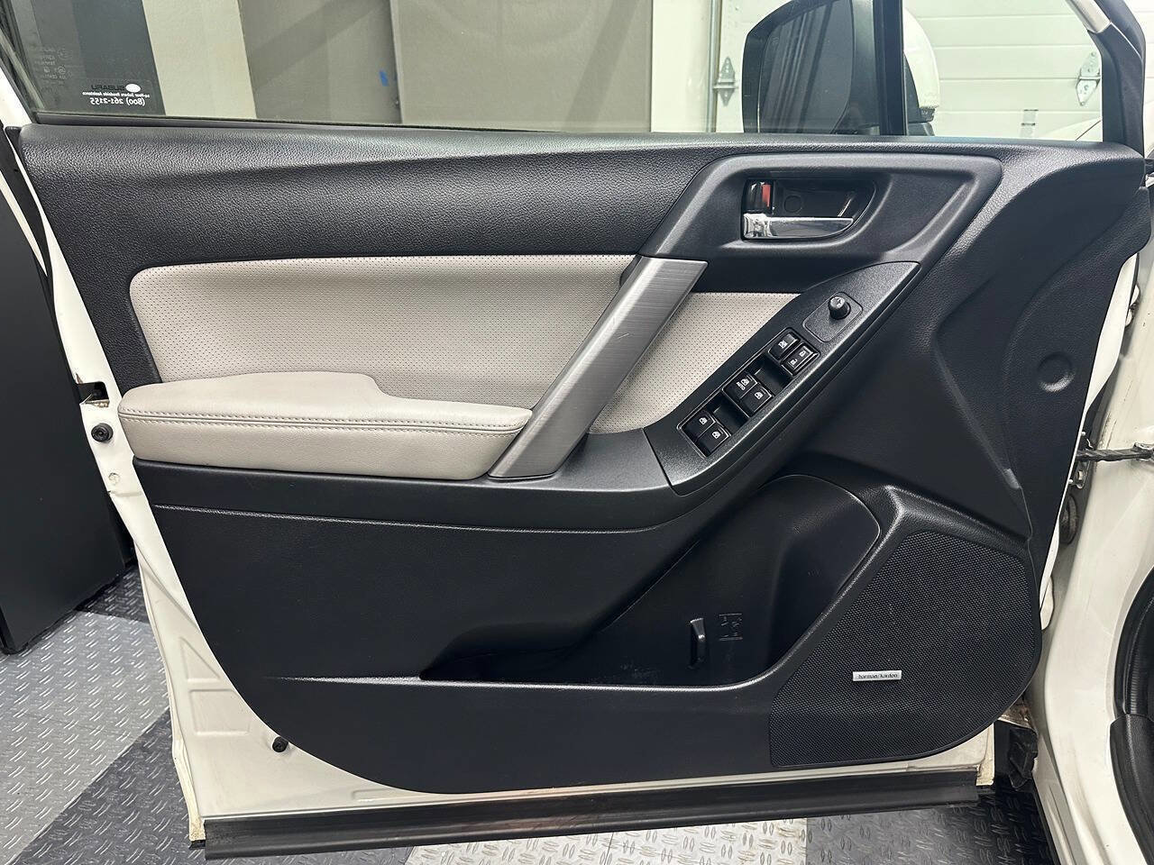 Used 2015 Subaru Forester 2.5i Limited image 15