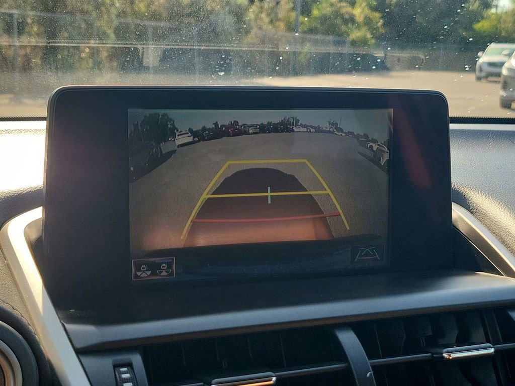 Used 2018 Lexus NX 300 FWD image 27