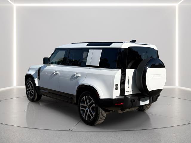 New 2026 Land Rover Defender 110 X-Dynamic SE AWD/4WD image 3