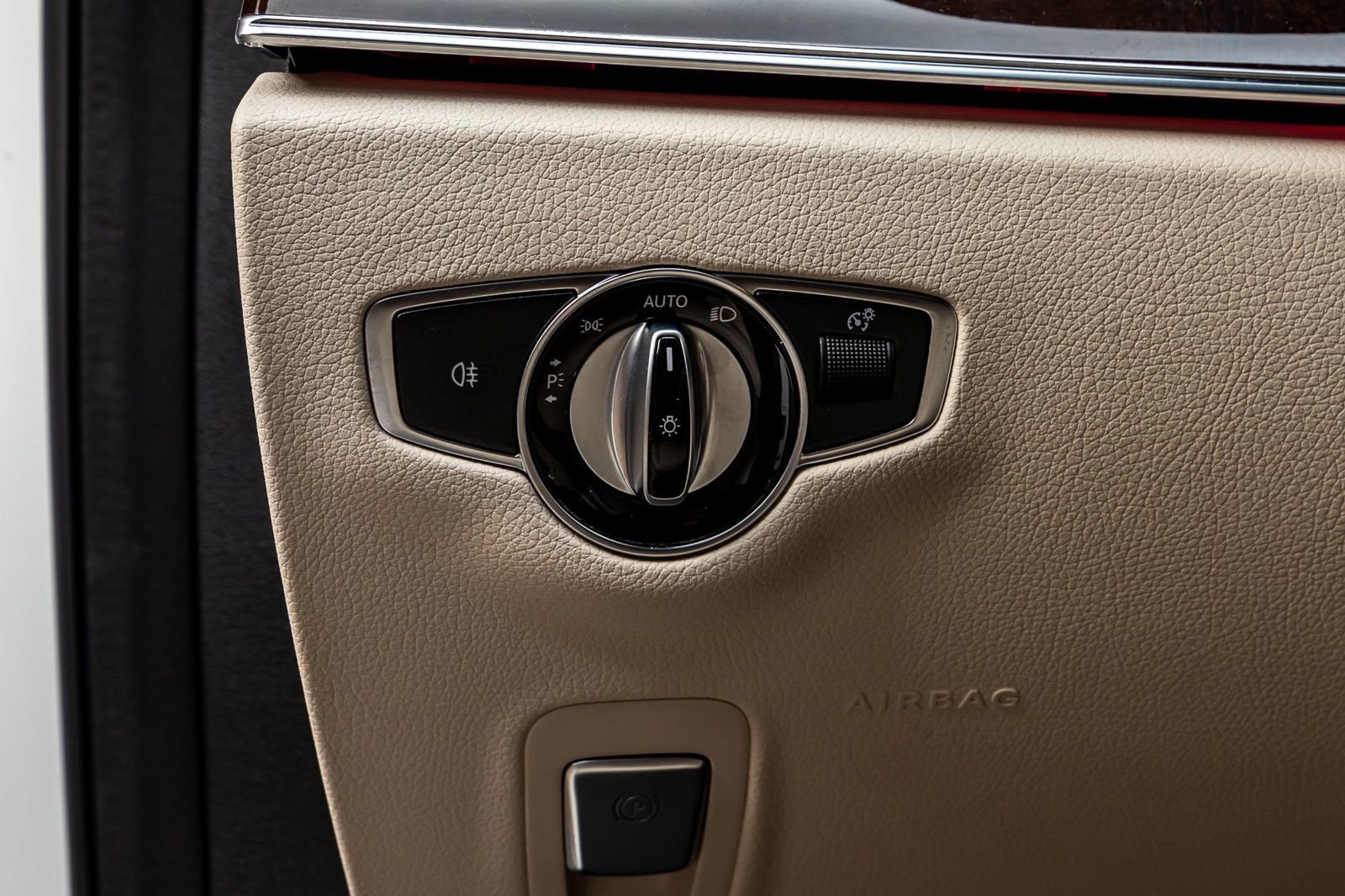 Used 2021 Mercedes-Benz E 450 4MATIC Sedan image 17