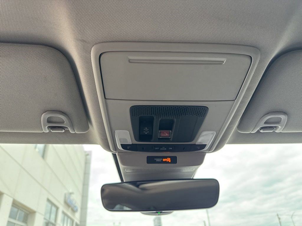 Certified 2023 Honda Accord Touring image 24