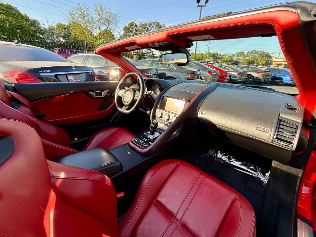 Used 2014 Jaguar F-TYPE S image 25