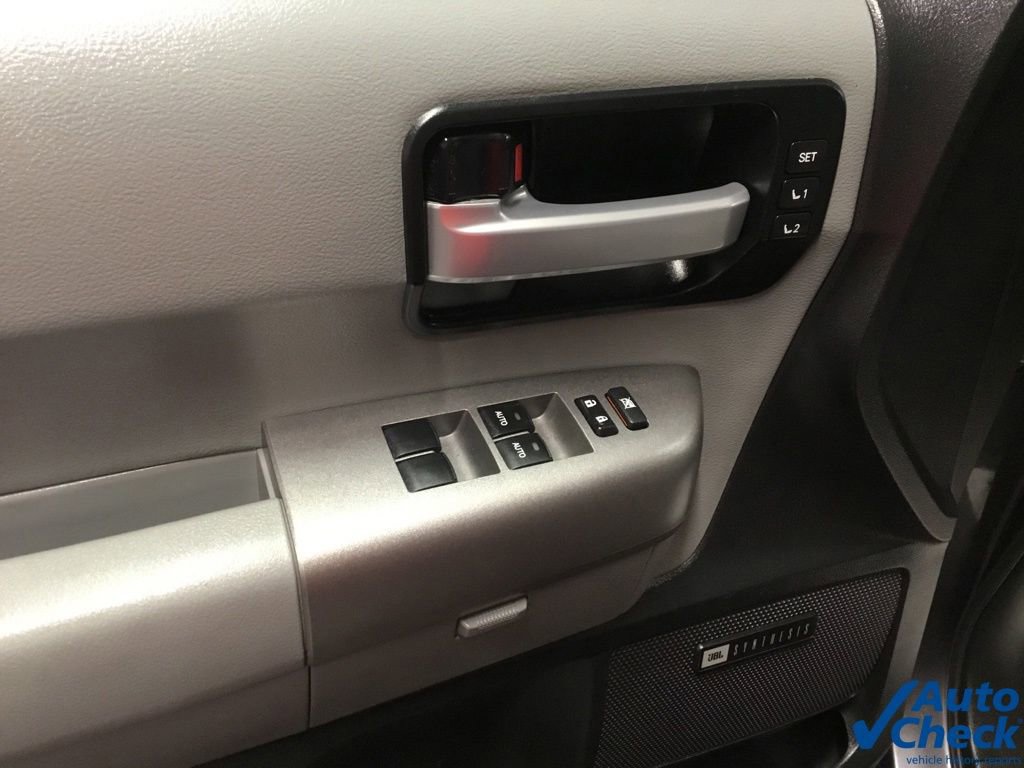 Used 2016 Toyota Sequoia Limited w/ Safety & Convenience Package image 33