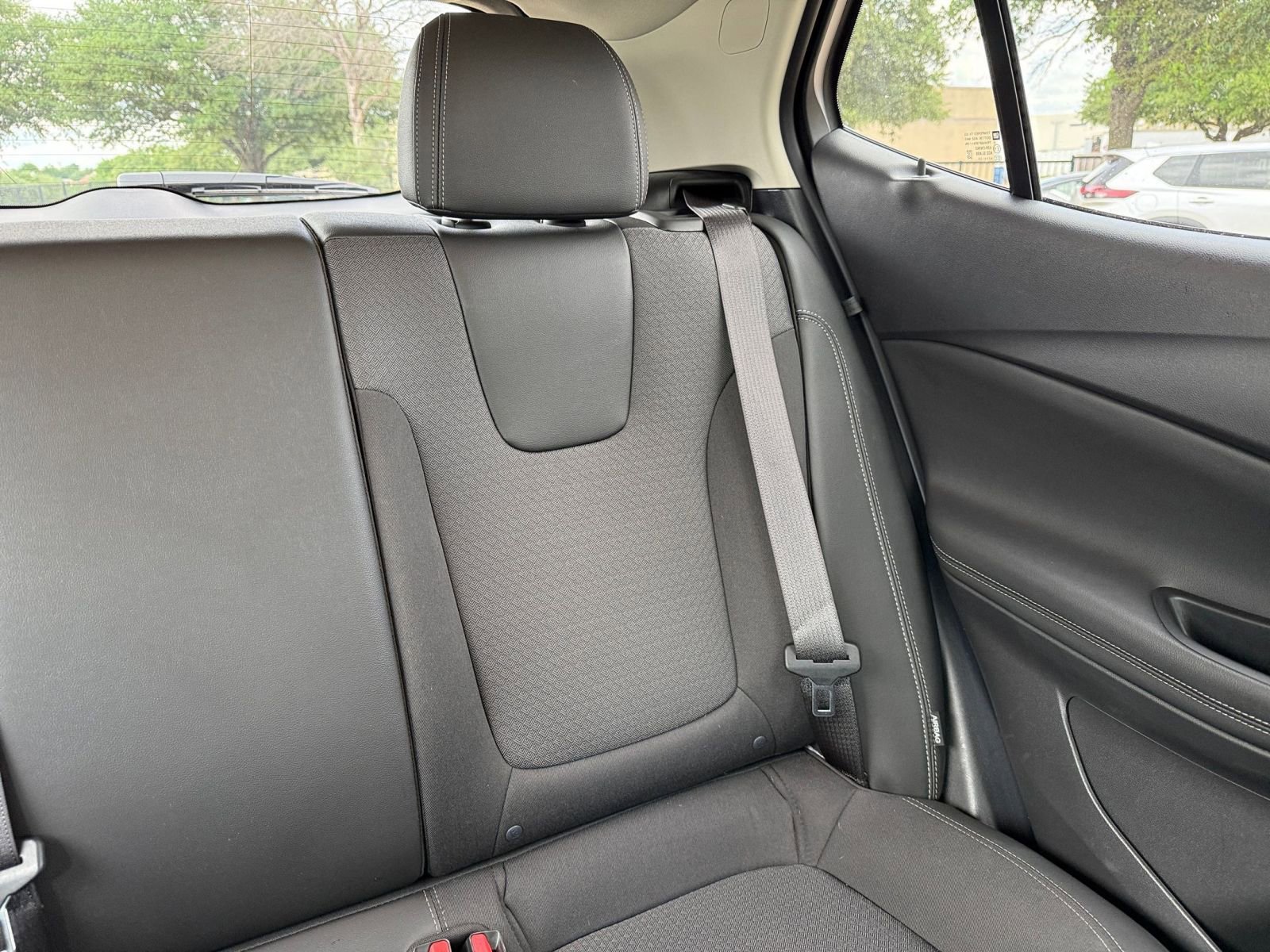 Used 2025 Buick Encore GX Preferred FWD image 38