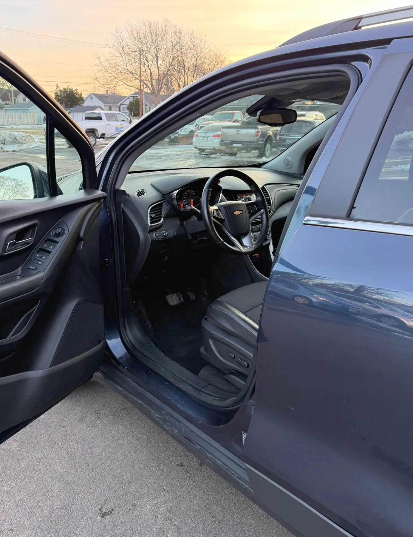 Used 2018 Chevrolet Trax LT w/ Driver Confidence Package image 14