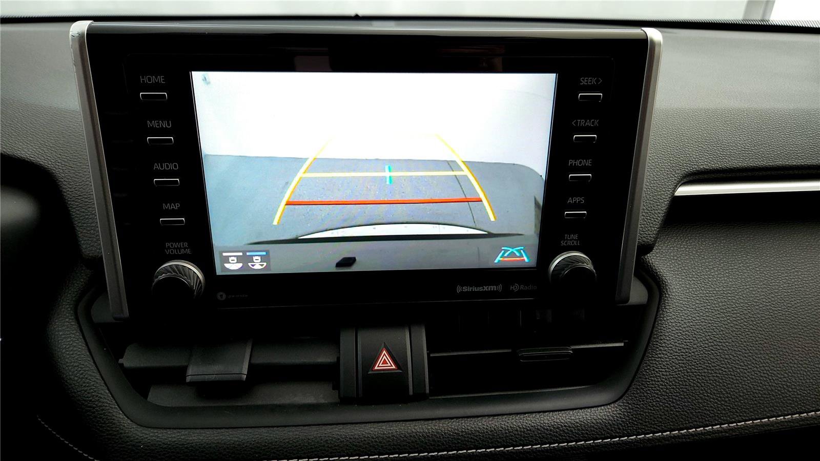 Used 2020 Toyota RAV4 XLE w/ Convenience Package image 31