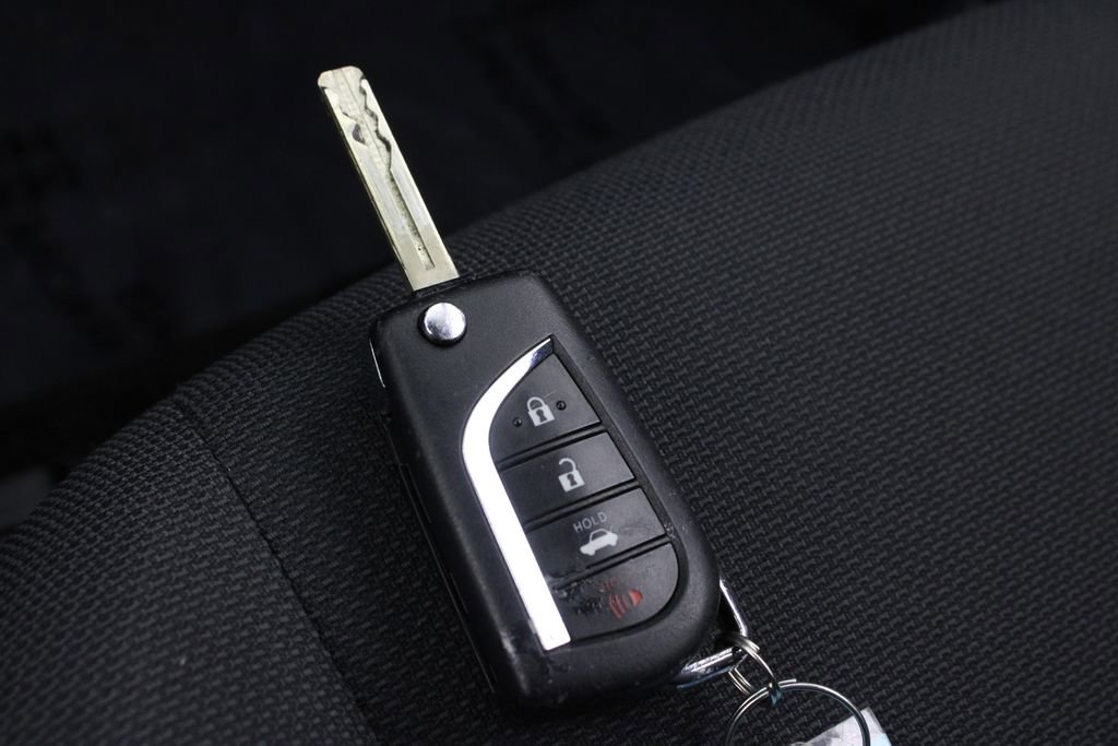 Used 2020 Toyota Corolla SE image 27