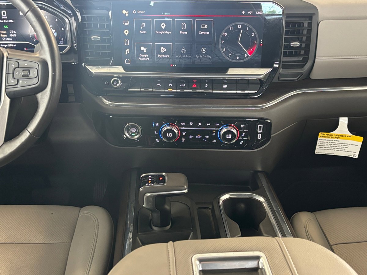 Used 2022 GMC Sierra 1500 SLT w/ SLT Convenience Package RWD image 3