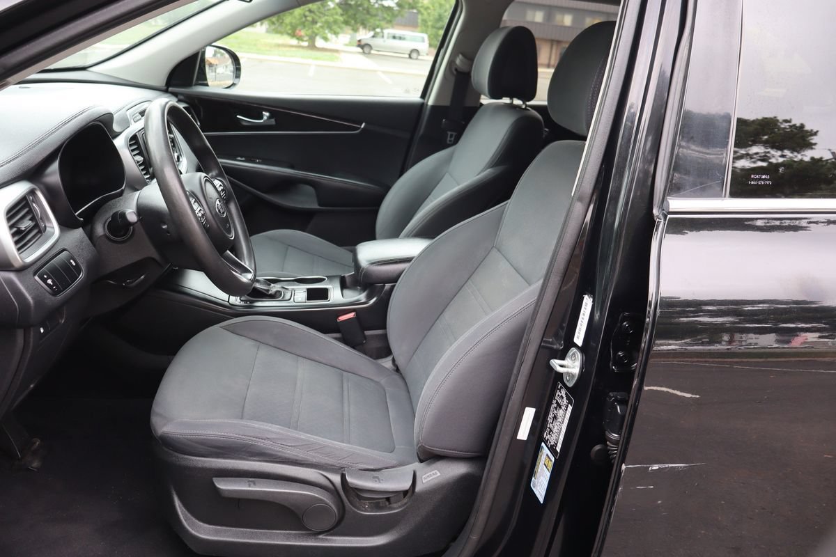 Used 2016 Kia Sorento LX AWD/4WD image 19