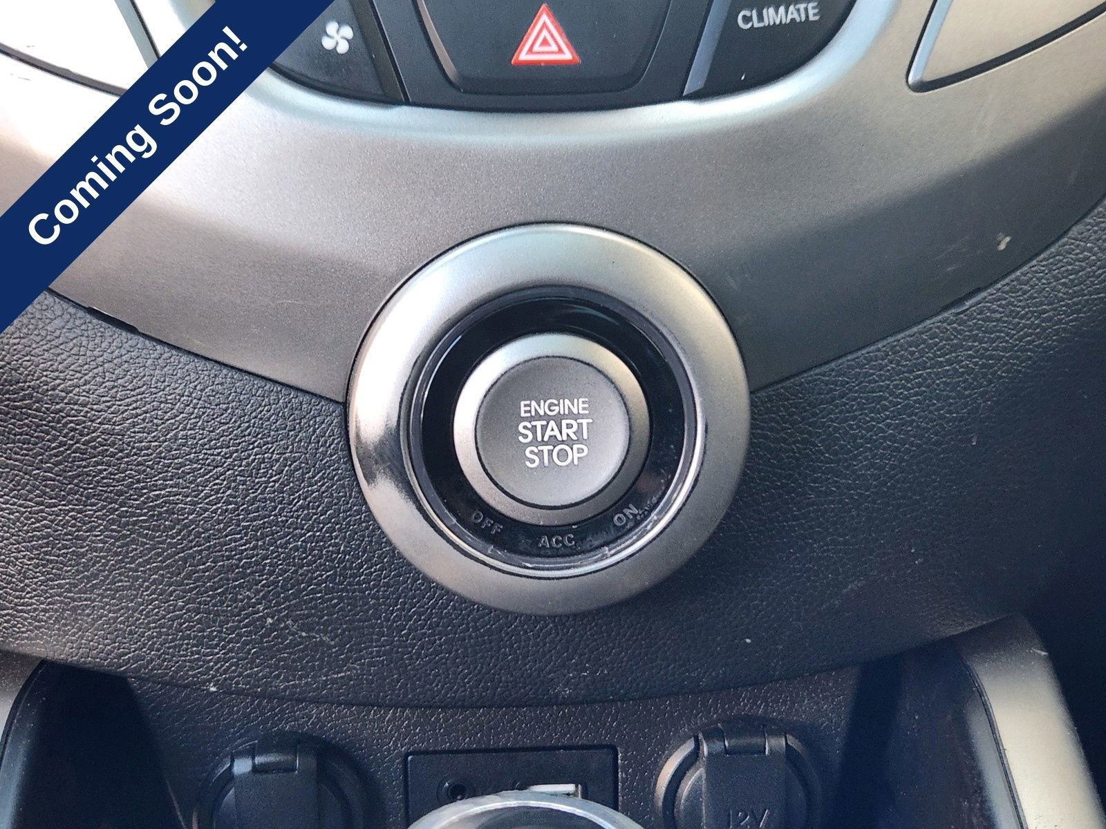 Used 2017 Hyundai Veloster Value Edition FWD image 17