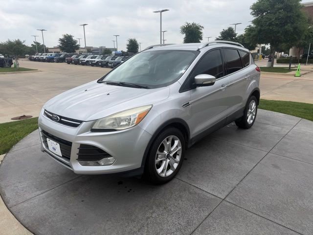 Used 2016 Ford Escape Titanium FWD image 3