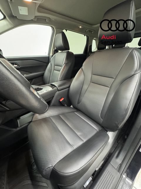 Used 2024 Nissan Rogue SV w/ SV Premium Package FWD image 25