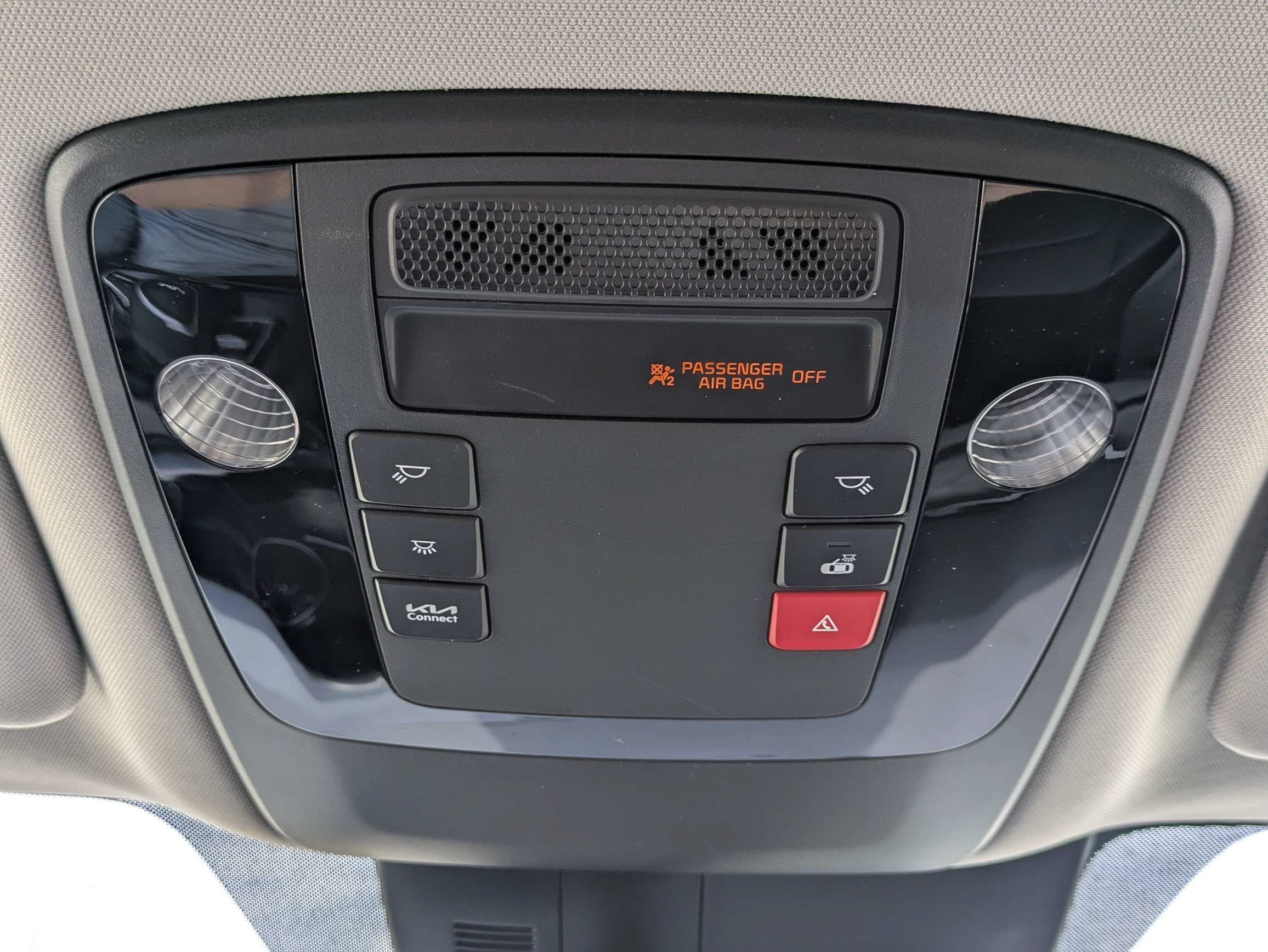 Certified 2024 Kia Carnival EX FWD image 25