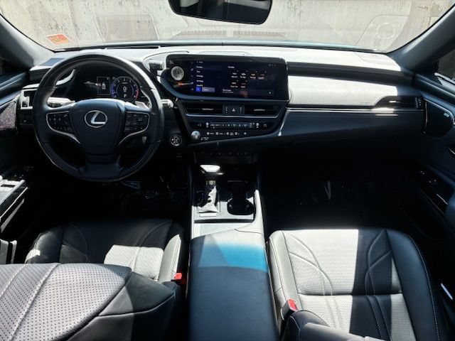 Used 2024 Lexus ES 350 Ultra Luxury w/ Accessory Package (Z1) FWD image 15