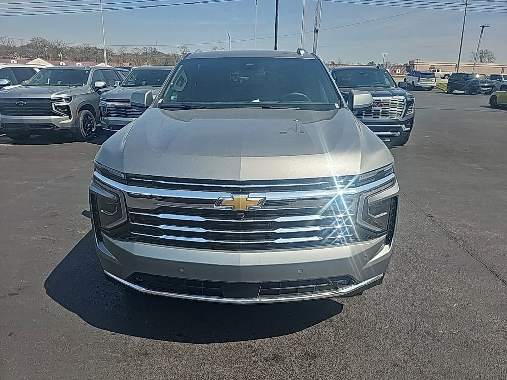 New 2026 Chevrolet Suburban LT w/ Comfort Package image 2