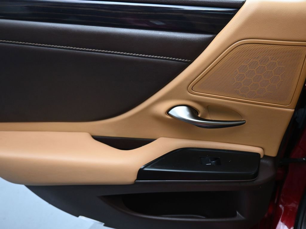 Used 2019 Lexus ES 350 w/ Premium Package image 31