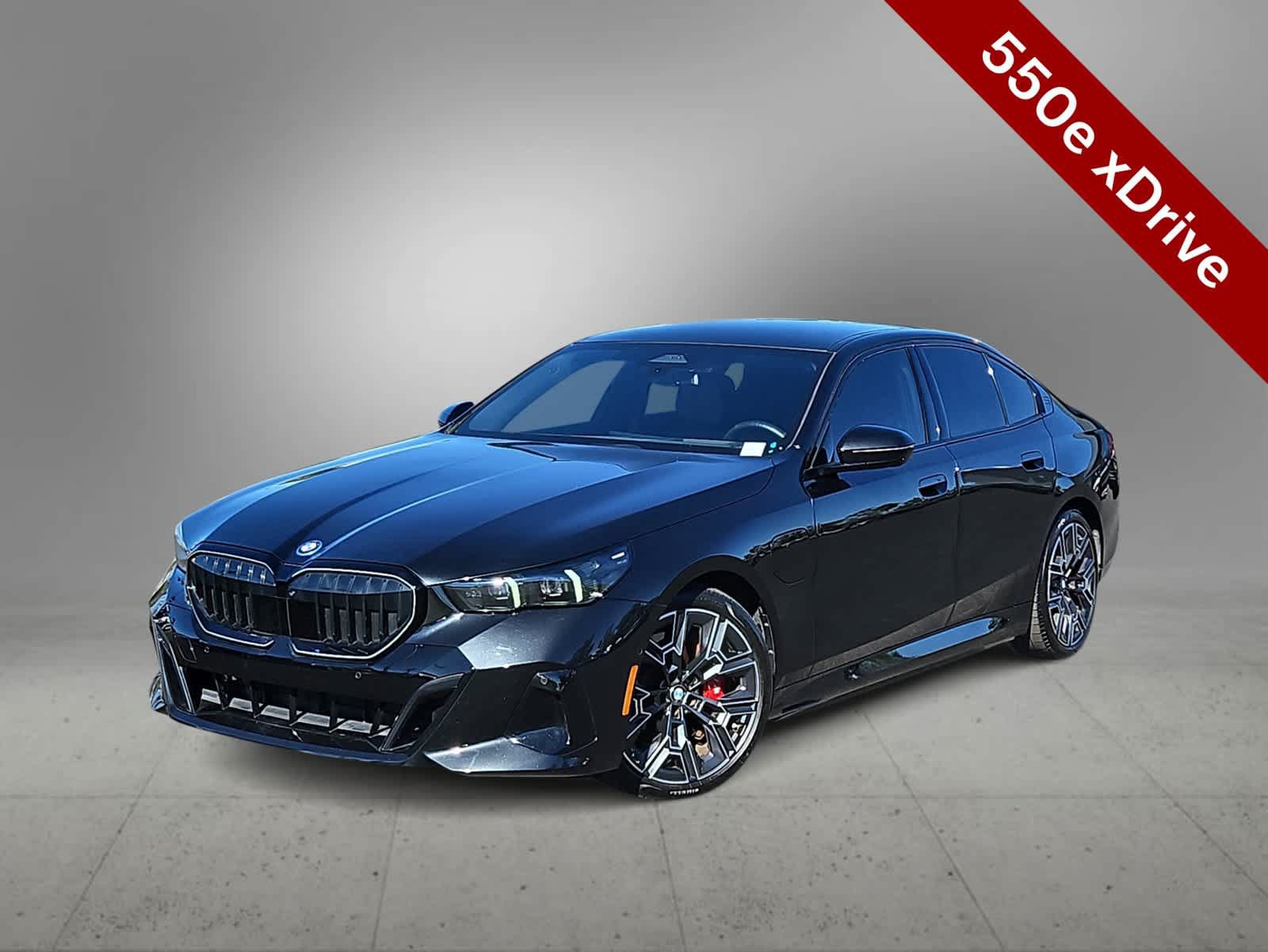 Used 2026 BMW 550e xDrive w/ Executive Package