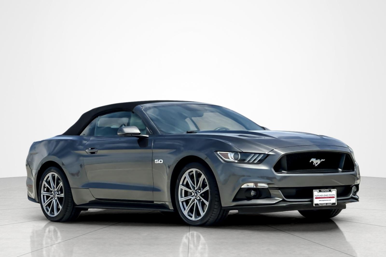 Used 2017 Ford Mustang GT Premium w/ Equipment Group 401A RWD image 9