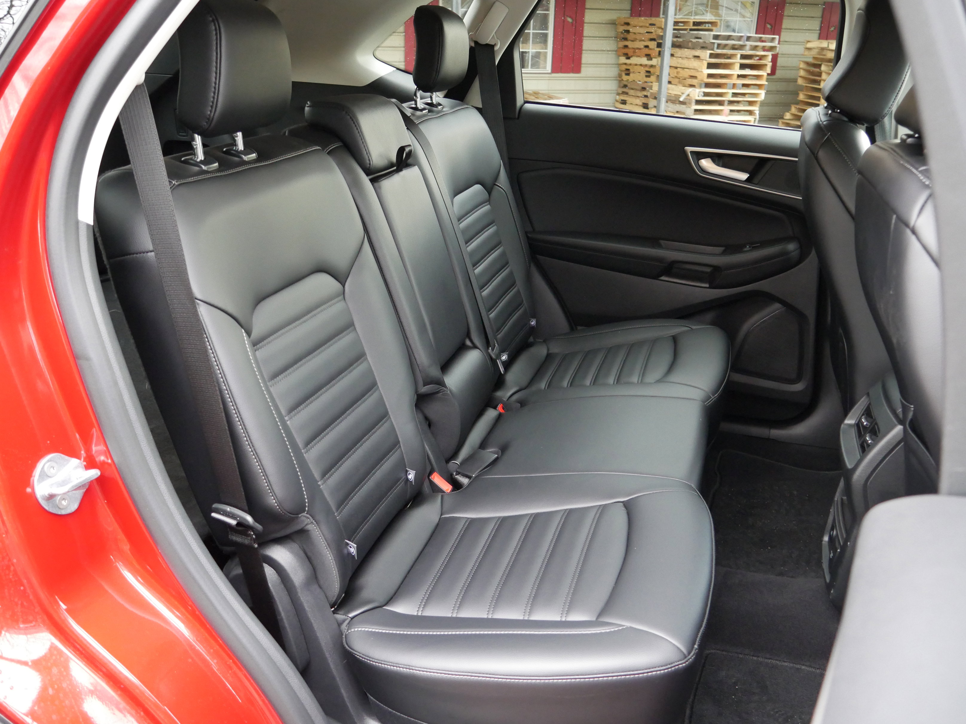 Certified 2024 Ford Edge SEL w/ Convenience Package image 31