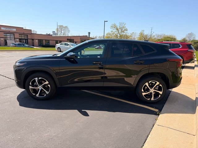 Certified 2024 Chevrolet Trax RS w/ Driver Confidence Package FWD image 7