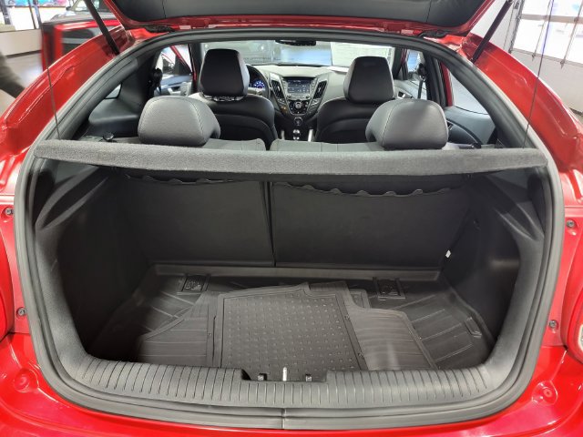 Used 2016 Hyundai Veloster Turbo w/ Option Group 04 FWD image 35
