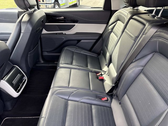 Certified 2024 Lincoln Nautilus Reserve AWD/4WD image 19