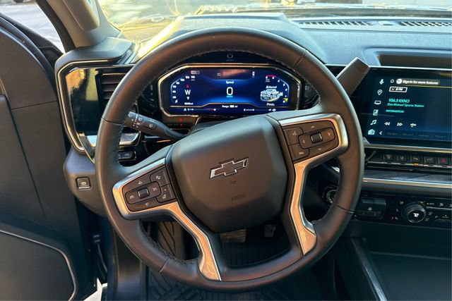 Used 2025 Chevrolet Silverado 2500 LTZ w/ LTZ Plus Package image 16