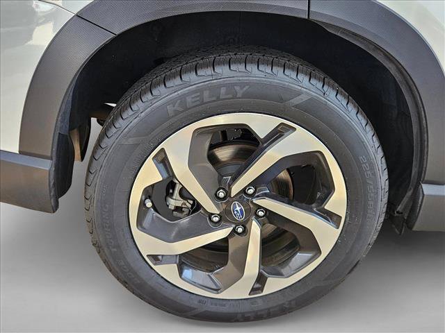 Used 2023 Subaru Forester Touring AWD/4WD image 21