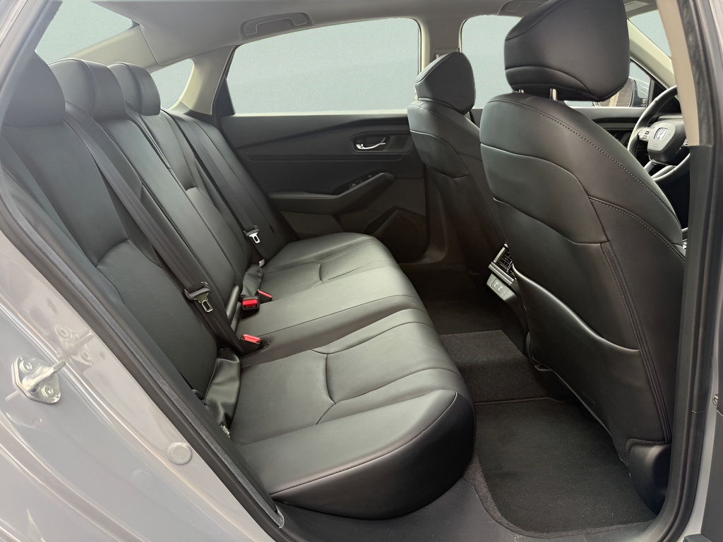 Used 2024 Honda Accord Touring image 13