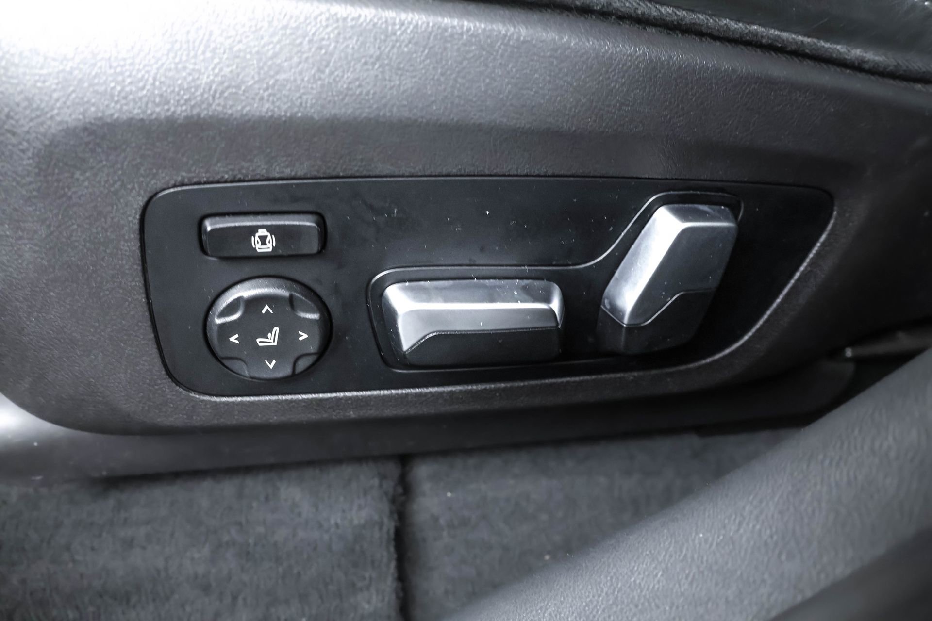 Used 2022 BMW X4 M w/ Competition Package image 22