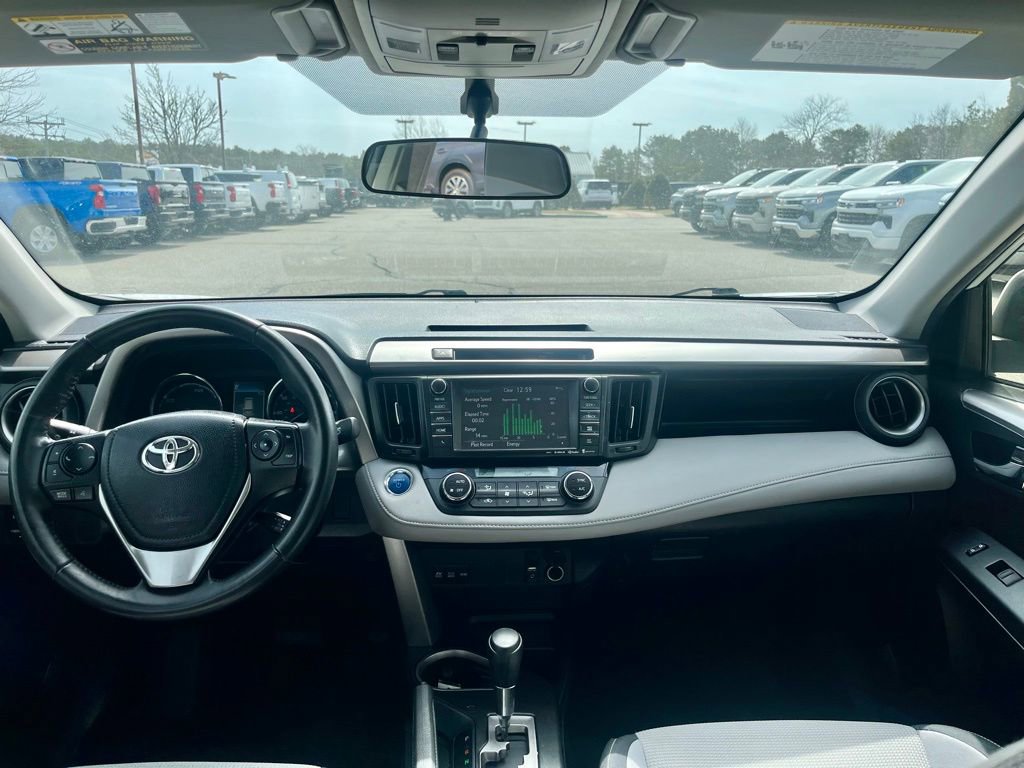 Used 2016 Toyota RAV4 XLE image 22