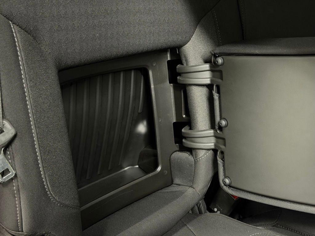 Certified 2022 Chevrolet Silverado 1500 RST w/ LPO, Blackout Package image 35