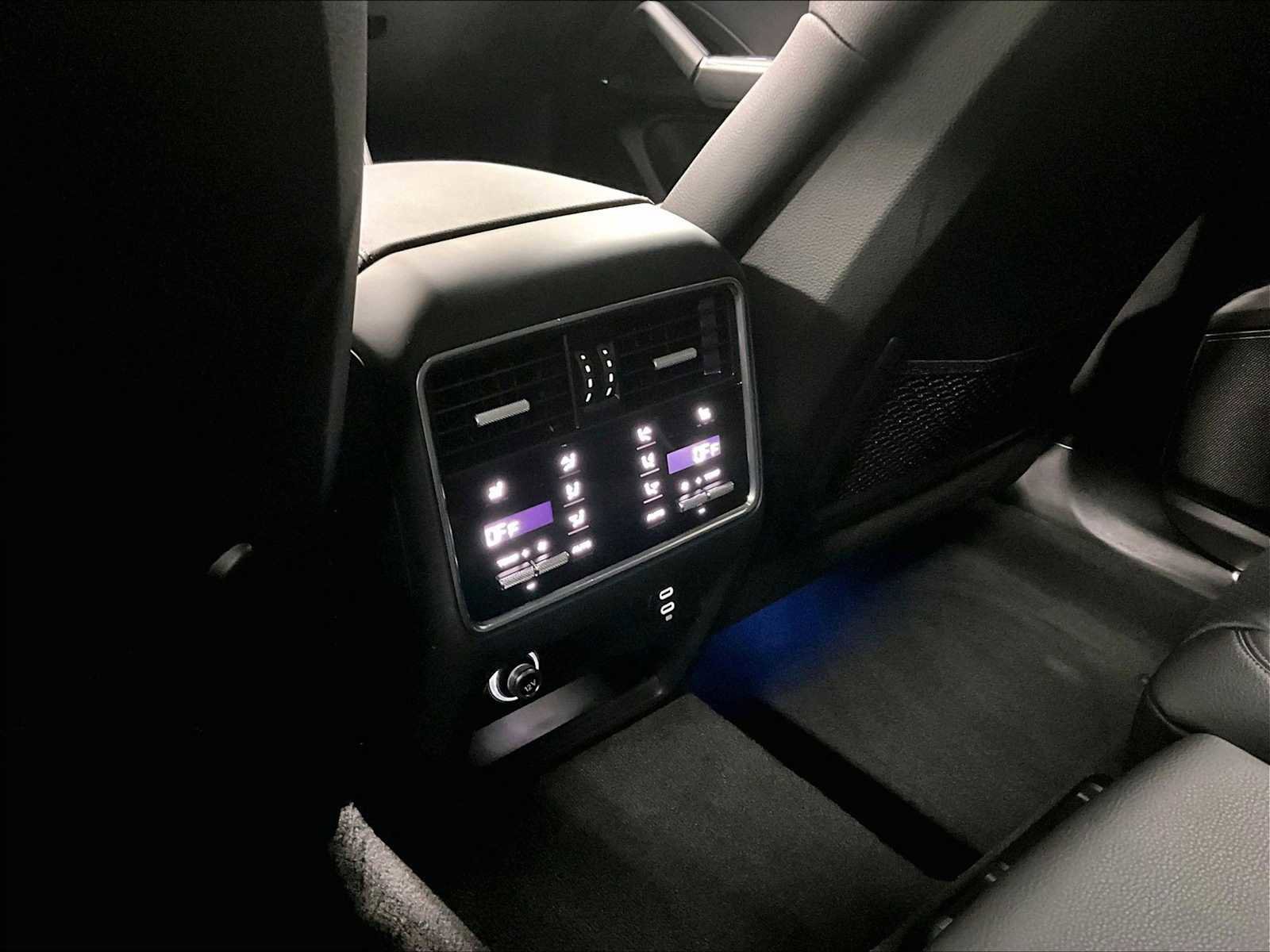 Used 2023 Porsche Cayenne image 26