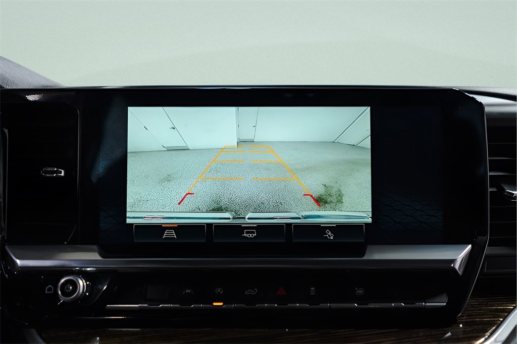 Used 2023 GMC Sierra 1500 Elevation w/ Preferred Package image 16