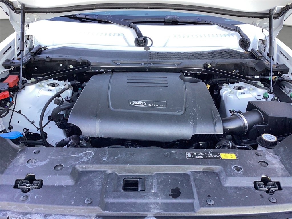 Used 2023 Land Rover Defender 110 S image 21