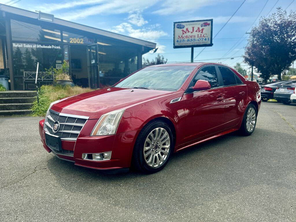 Used 2010 Cadillac CTS Premium image 2