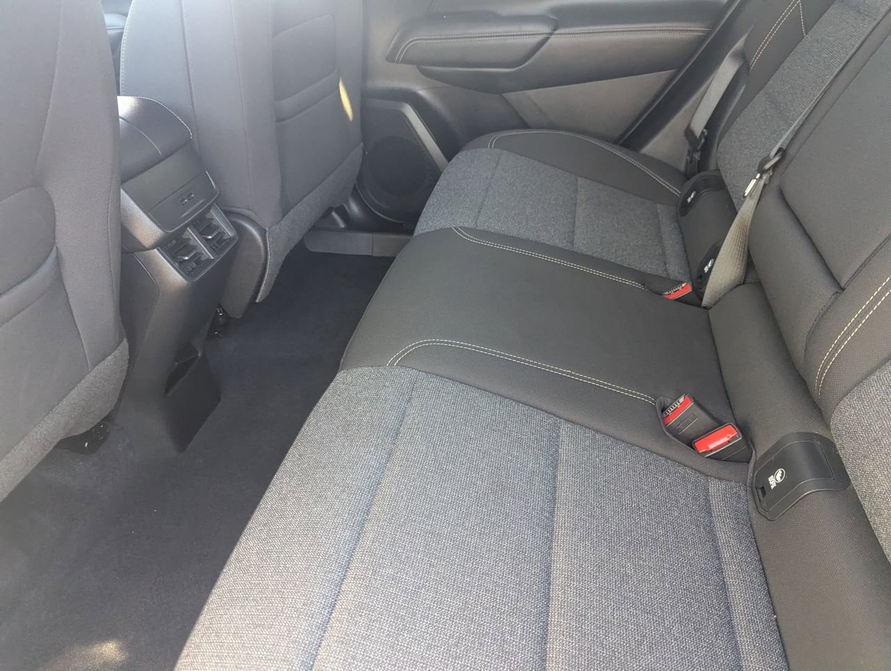 Used 2025 GMC Terrain Elevation image 13