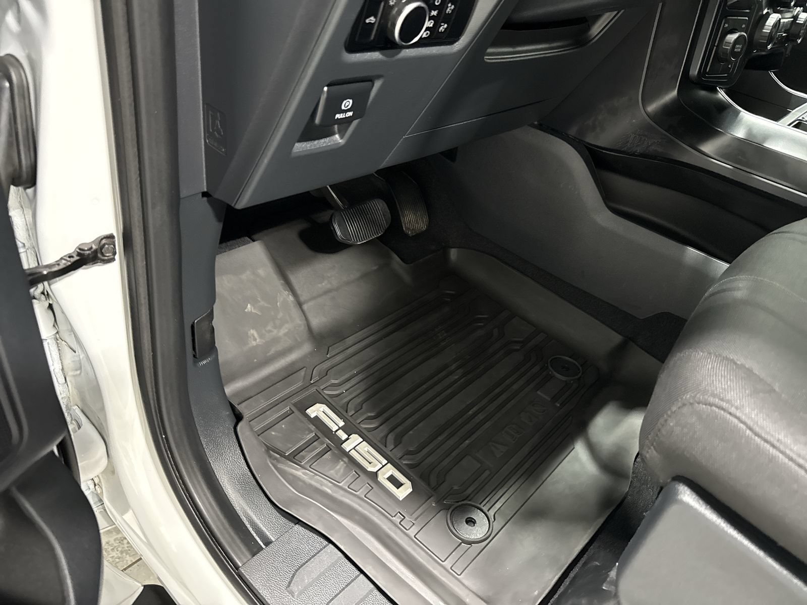 Used 2025 Ford F150 STX AWD/4WD image 10
