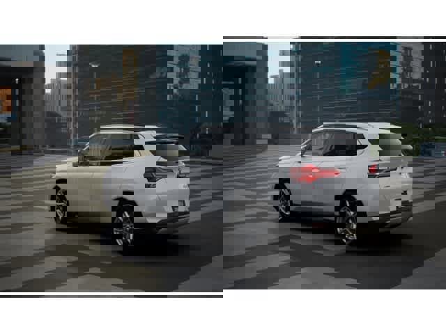 New 2025 BMW X3 xDrive30i w/ Convenience Package image 2