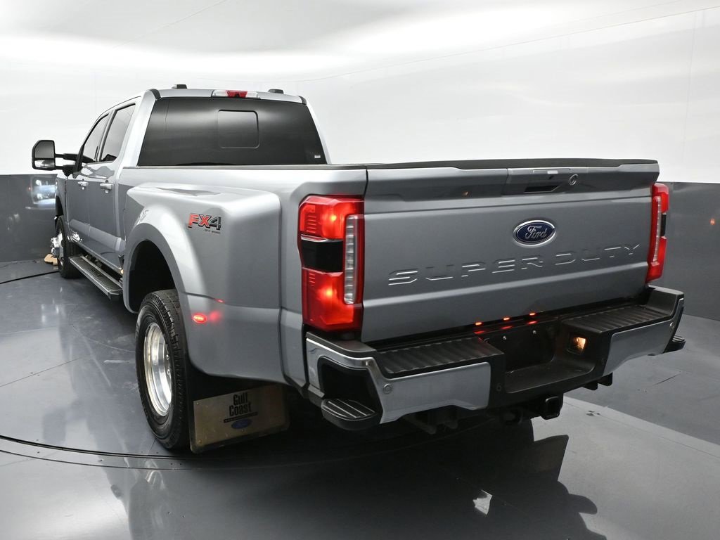 Used 2024 Ford F350 Lariat image 4