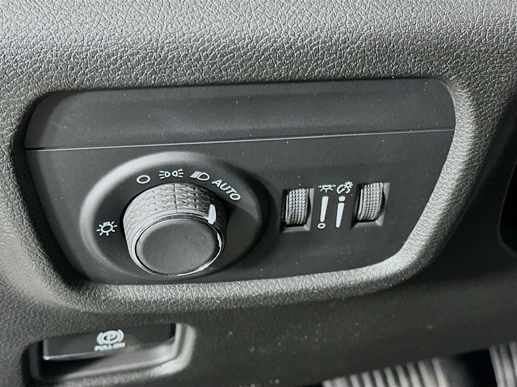 New 2026 Jeep Grand Cherokee L 4WD image 13
